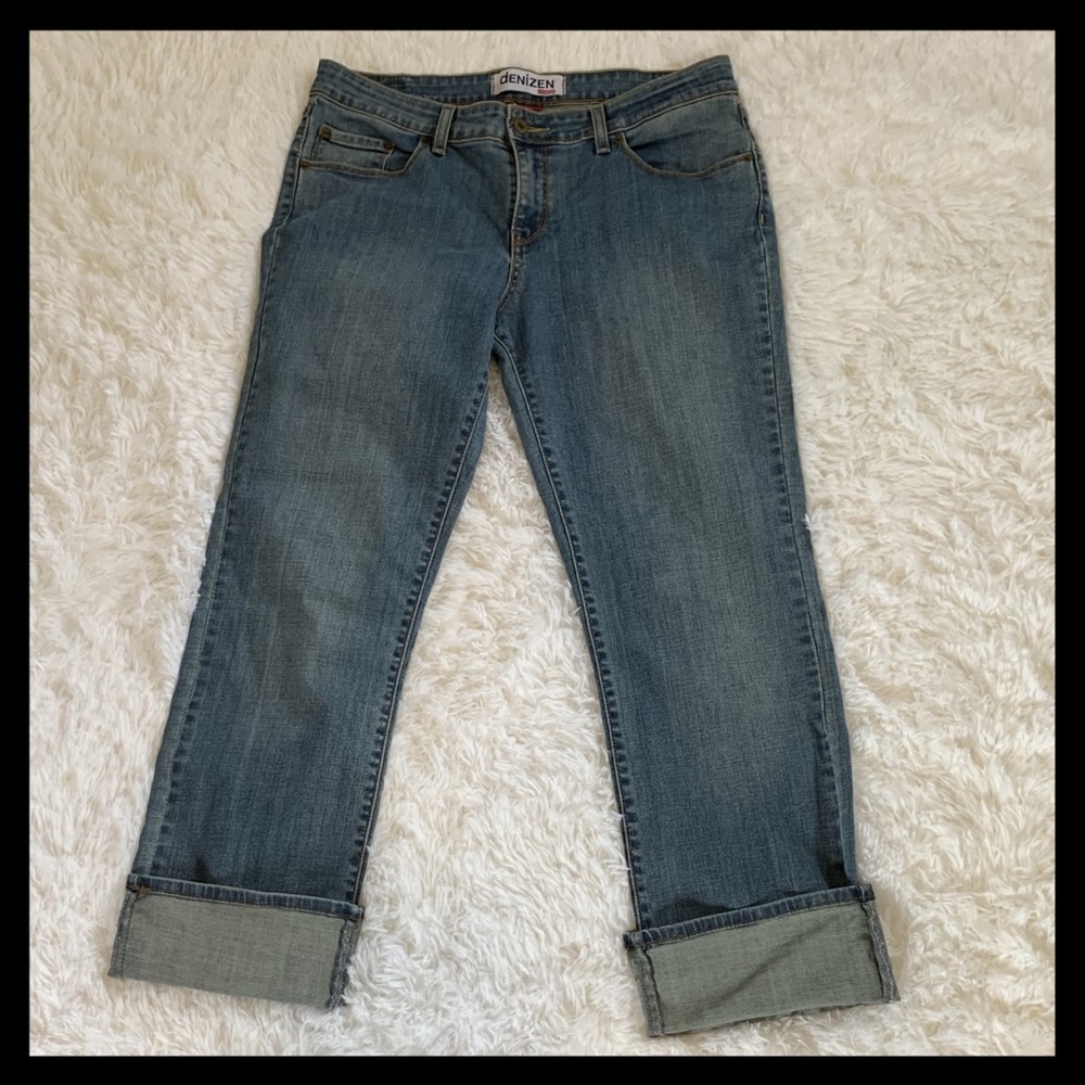 DENIZEN LEVIS STRAIGHT JEANS EUC SIZE 12M